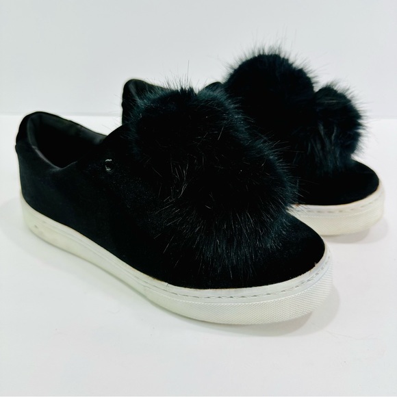 SAM EDELMAN BLACK LEYA VELOUR POM POM SLIP ON SNEAKER ๐ SIZE 9.5M GREAT COND - Picture 5 of 9